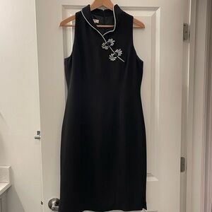 Evan Picone Black Dress with White Floral Detail